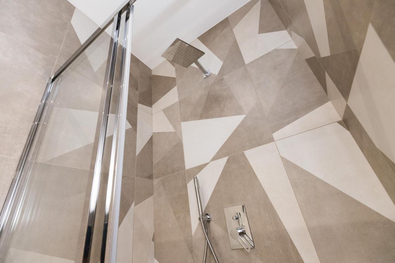 Magnoliaapartments - 18A Visconti Duomo ميلان المظهر الخارجي الصورة