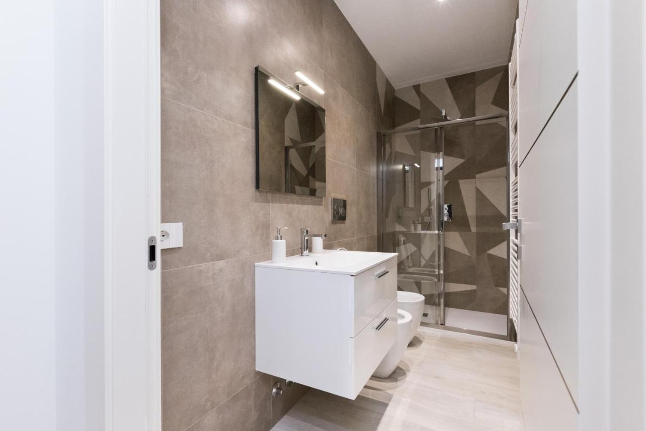 Magnoliaapartments - 18A Visconti Duomo ميلان المظهر الخارجي الصورة